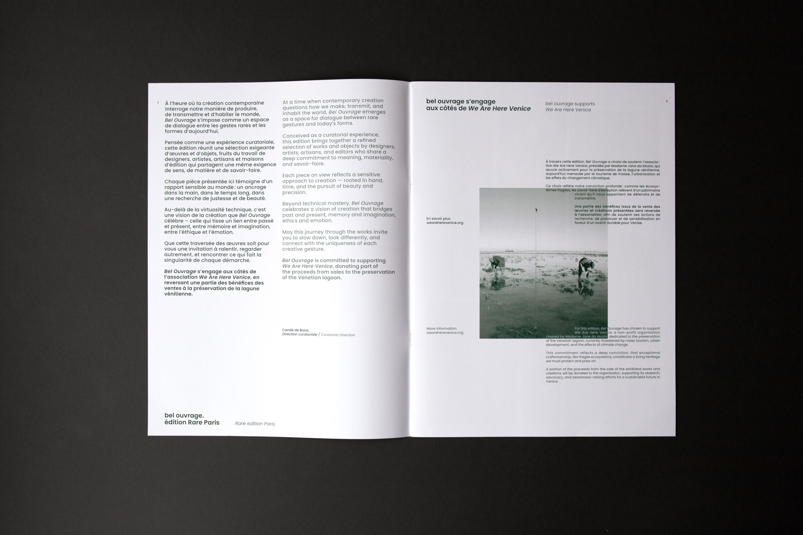 Double page intérieure