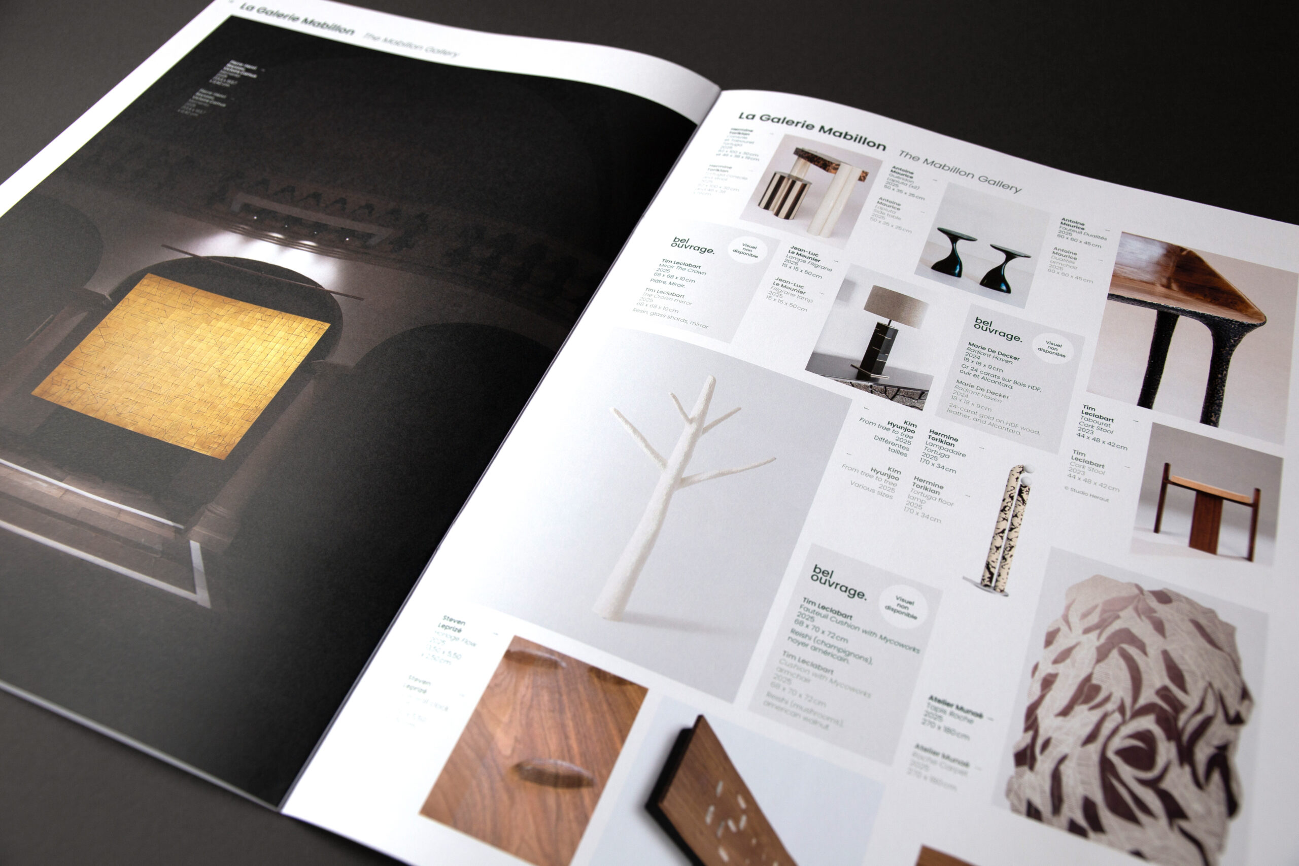 Double page intérieure